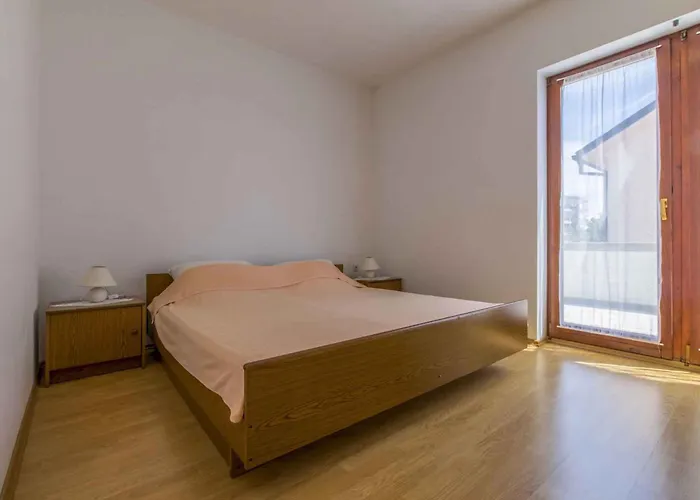 Appartement In 14113 *